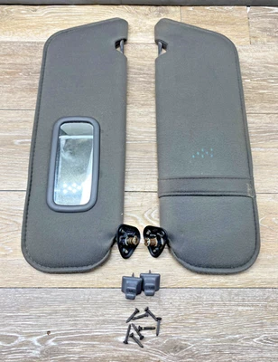 89-06 Ford Ranger Mazda Parasoles con Espejo Gris Conjunto Conductor Pasajero OEM Clips Foto 1 de 4