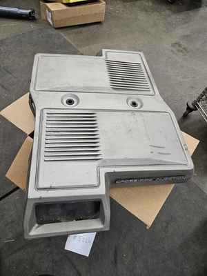 1984 Corvette C4 原装十字火喷射空气净化器组件 GM 25041411 — 第 1/4 张图片