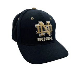 Vtg Notre Dame Fighting Irish Fitted Hat Size 7 1/8 Navy Blue Gold Wool Blend - Picture 1 of 7