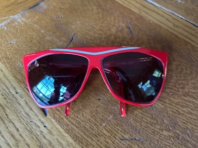 Gafas de sol vintage Laura Biagiotti para mujer Oxsol monturas rojas años 80 hechas en Italia Foto 1 de 4
