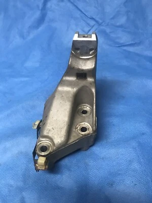 2004 2005 2006 ACURA TL REAR ENGINE MOUNT - Imagem 1 de 4