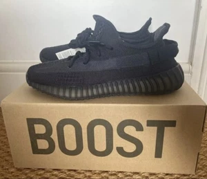 Adidas Yeezy Boost 350 V2 Onyx Size - UK 8.5 - Picture 1 of 5