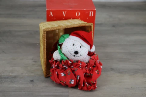 Avon Vintage Holiday Mouse Basket Wicker Gift Collection Cover