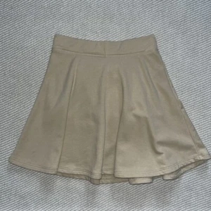 The Children's Place Khaki Ponte Knit Uniform Skirt Sz L - Picture 1 of 4