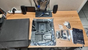 ASRock W790 WS Mainboard W790 LGA4677 Max2TB DDR5 PCIe EATX Rev 1 - Bild 1 von 9