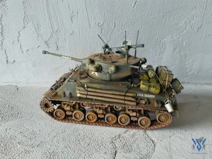 Tanque Sherman Fury Easy Eight M4A3E8 modelo militar construido y pintado 1:35 - Imagen 1 de 11
