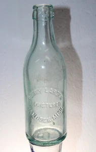 HANCOCK MICH HENRY LARSEN SODAFLASCHE - Bild 1 von 9