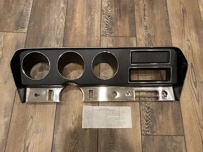 Pontiac GTO 1970, 1971, 1972, tablero Lemans genuino GM AC eliminación radio recortada  Foto 1 de 4