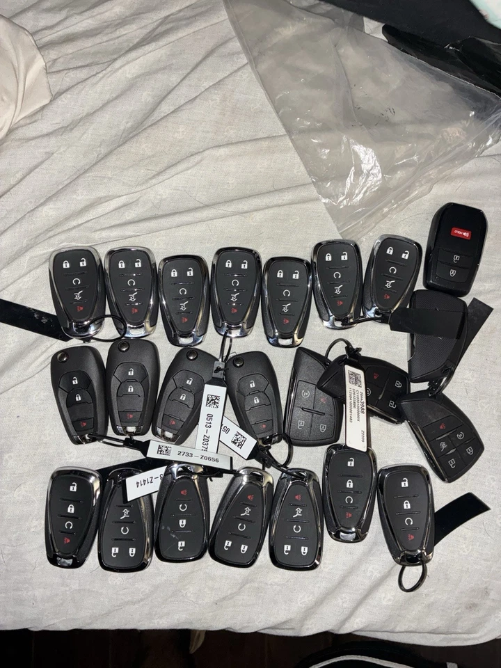 Chevy Key Fobs - Image 1 of 1