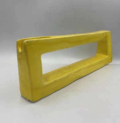 Jarrón Toyo Ikebana modernista japonés amarillo forma cuadrada #18Aug25 Foto 1 de 4