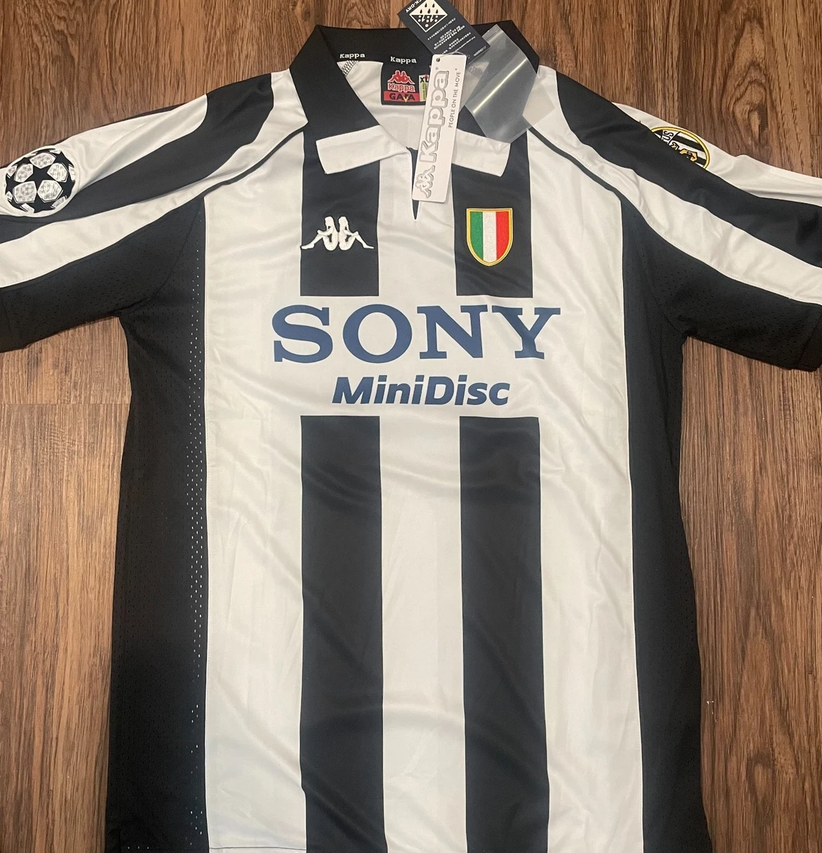 Juventus Kappa In International Club Soccer Fan Apparel