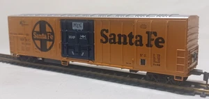 HO SCALE ATHEARN 5462 SFRC Santa Fe 50' Mechanical Reefer #56402 Nicely Built-up - Picture 1 of 6