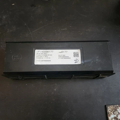 2016 GM CADILLAC ESCALADE SUBURBAN TAHOE YUKON CONTROL MODULE 13598177  - Image 1 of 3
