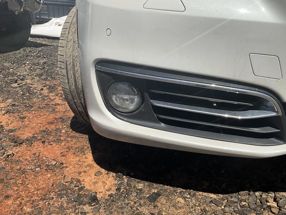 Passenger Corner/Park Light Fog-driving Fits 14-17 BMW 535i GT 1973152 - Image 1 of 1