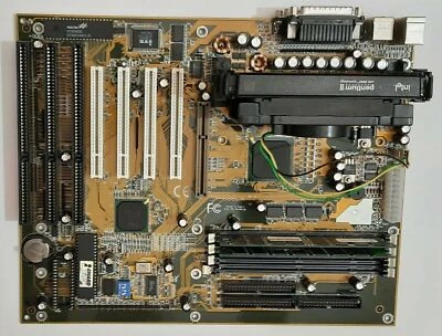 Gigabyte GA-686LX Slot 1 AGP ISA Mainboard + Intel Pentium II 300MHz + 128MB RAM - Bild 1 von 3