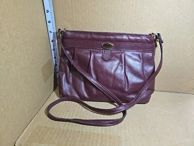 Vintage Etienne Aigner Burgundy Leather Shoulder Handbag Hexagon Opening  - Image 1 of 4