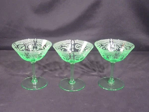 Cambridge Apple Green Stem 3060 Etch 520 Champange Tall Sherbet Glasses Set of 3 - Picture 1 of 19