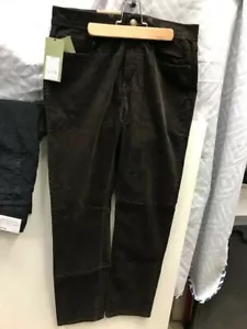 PANTALONI SLIM IN VELLUTO A COSTE DA UOMO NUOVI con etichette marroni - Foto 1 di 3