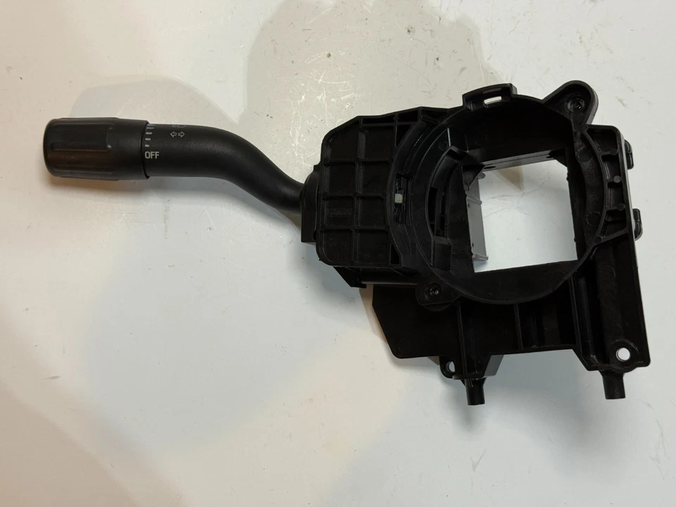 Interruptor combinado intermitente Ford Mustang 2010-2014 OEM AR3T-13K359-AAW. Foto 1 de 4