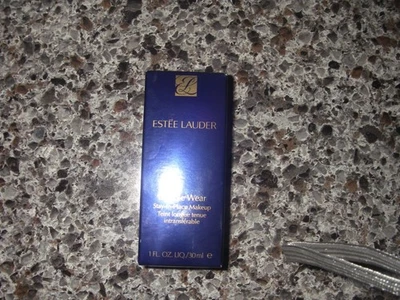 Estée Lauder Double Wear Stay-in-Place Makeup - 3N1 IVORY BEIGE NIP - Image 1 of 3