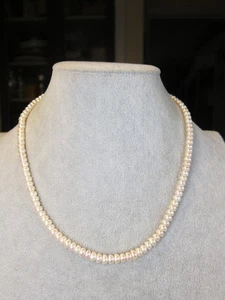 Gorgeous real white pearls necklace with 10K yellow gold clasp 18" - Picture 1 of 4