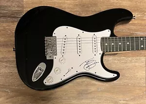 * JULIEN BAKER * signed electric guitar * BOYGENIUS * - Picture 1 of 2