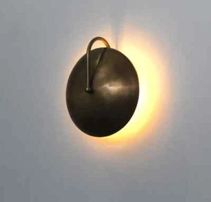 Inspired Mid Century Elegance The Brass Dish Wall Lamp Luminaire - Picture 1 of 6