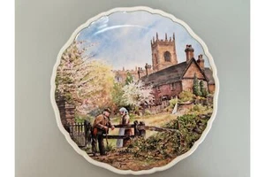 Royal Doulton, Village Life, On Memory Lane - 254304G - Picture 1 of 4