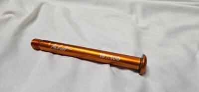 Eje pasante delantero Fox Shox Kabolt 15x100 mm (sin refuerzo) aleación naranja Foto 1 de 2