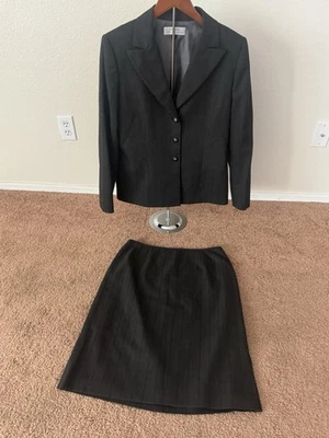 TAHARI Falda Traje Mujer Talla 12 Gris Marrón Texturizado Blazer Chaqueta Carrera ¡EXCELENTE ESTADO USADO! Foto 1 de 4