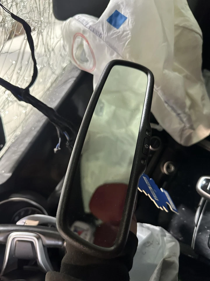 Used Front Center Interior Rear View Mirror fits: 2022 Alfa romeo Stelvio automa - Imagem 1 de 4