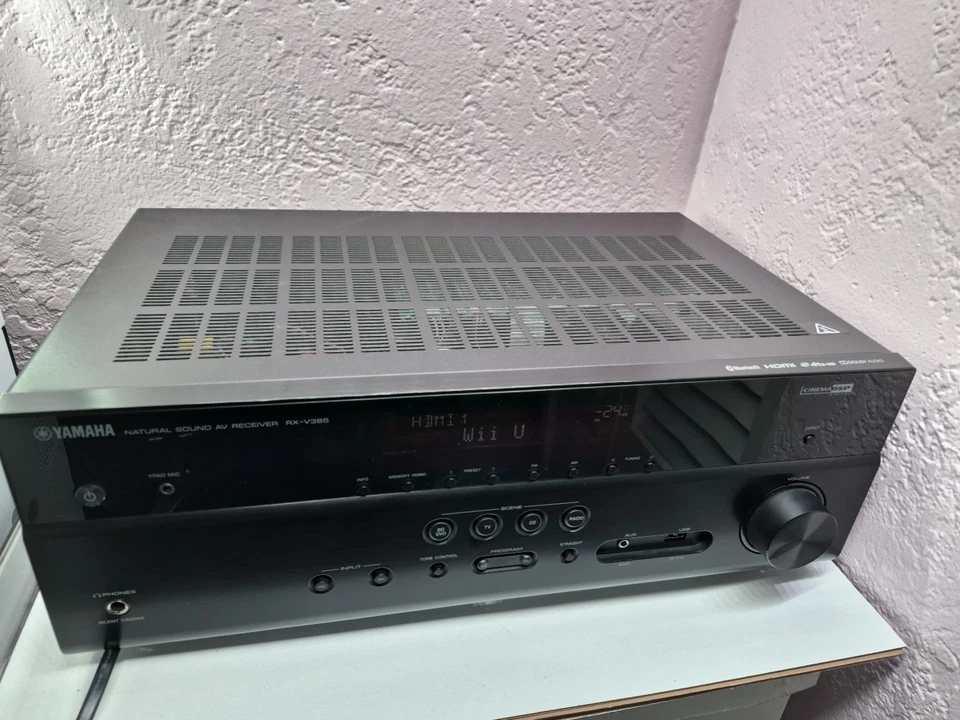 Yamaha RX-V385 5.1-Channel 4K Ultra HD AV Receiver - In Very Good Condition - Image 1 of 4
