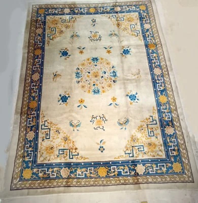 Circa 1930   Chinese Rug ivory   8ft9 By11ft6 - Image 1 of 4