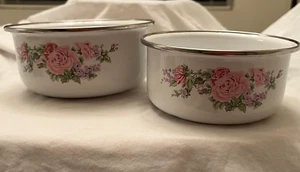 Set 2 ciotole nidificazione porcellana smaltata rosa e viola rosa fiori cucina vintage - Foto 1 di 9