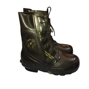 Vtg 1989 Bata Military Extreme Cold Weather Mickey Mouse Boots Size 8R - Picture 1 of 7