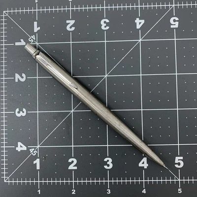 Lápiz mecánico Parker vintage flecha cepillada plateada dibujos clásicos de escritura Foto 1 de 4