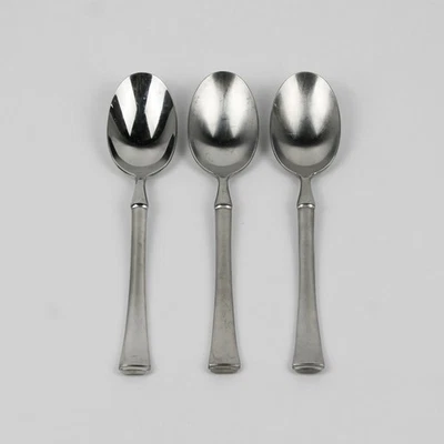 Lot of 3 Retroneu RTR22 Pattern 18/10 Stainless Oval Soup Spoons 7.5 Inches Rare - Image 1 of 4