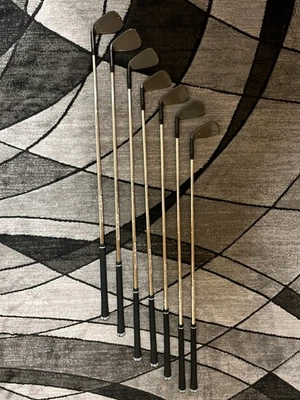 Taylormade P790 Phantom Black Iron set 4-PW Dynamic Gold 105 S300 stiff shafts - Image 1 of 4