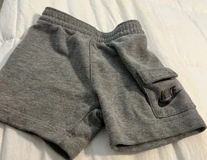 Nike Shorts For Baby Boys Size 18 Months & Has A Pocket In EUC - Picture 1 of 2