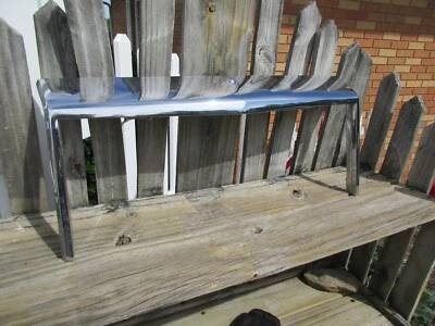 Chrysler Lebaron 1982-1984 New Yorker Town & Country Grille Surround Foto 1 de 4