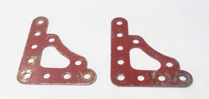 2 x Original Meccano Corner Gusset - dark red- (part 108) - Picture 1 of 1