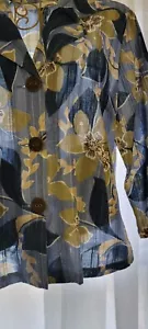 Small First Issue Liz Claiborne Women's Button Up Textured Crinkle Floral Print - Picture 1 of 5