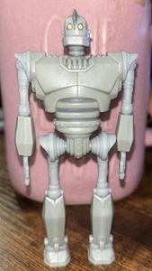 The Iron Giant 4.25" Robot Toy RARE 1999 Warner Bros VHS Promo Action Figure - Bild 1 von 4