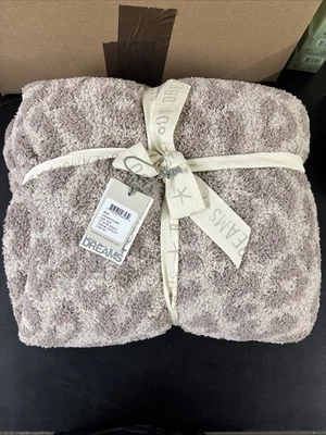 ® CozyChic® Barefoot in The Wild Throw, piedra crema, 54"x72" Foto 1 de 3