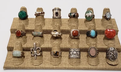 Lote de 18 bandas de anillos de plata esterlina con múltiples piedras preciosas y llamativos tamaños 6 7 8 Foto 1 de 4