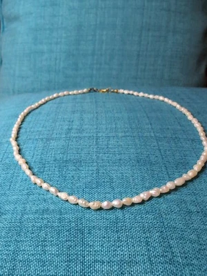 Vintage Elegant Freshwater Pearl 17" Long Necklace - Image 1 of 4