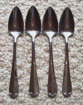 4 colheres de toranja de aço inoxidável feitas no Japão - Imagem 1 de 4