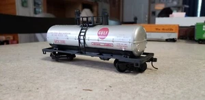 Model Power HO 38' Gulf Chemical Tank Car GATX 15592 Freight Train Railroad Car - Picture 1 of 5