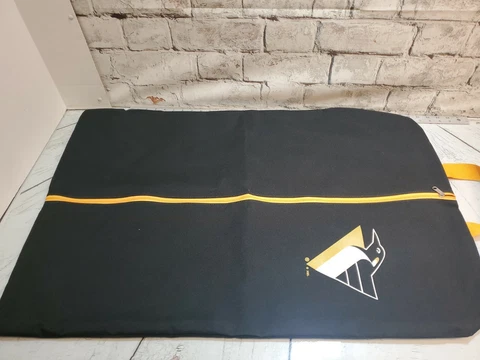 Pittsburgh Penguins Logo Suit Carrying Storage Bag Black Zippered Cover