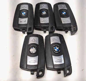 LOT OF 5 OEM BMW SMART KEY FOB REMOTE KR55WK49123 3 buttons - Imagen 1 de 4